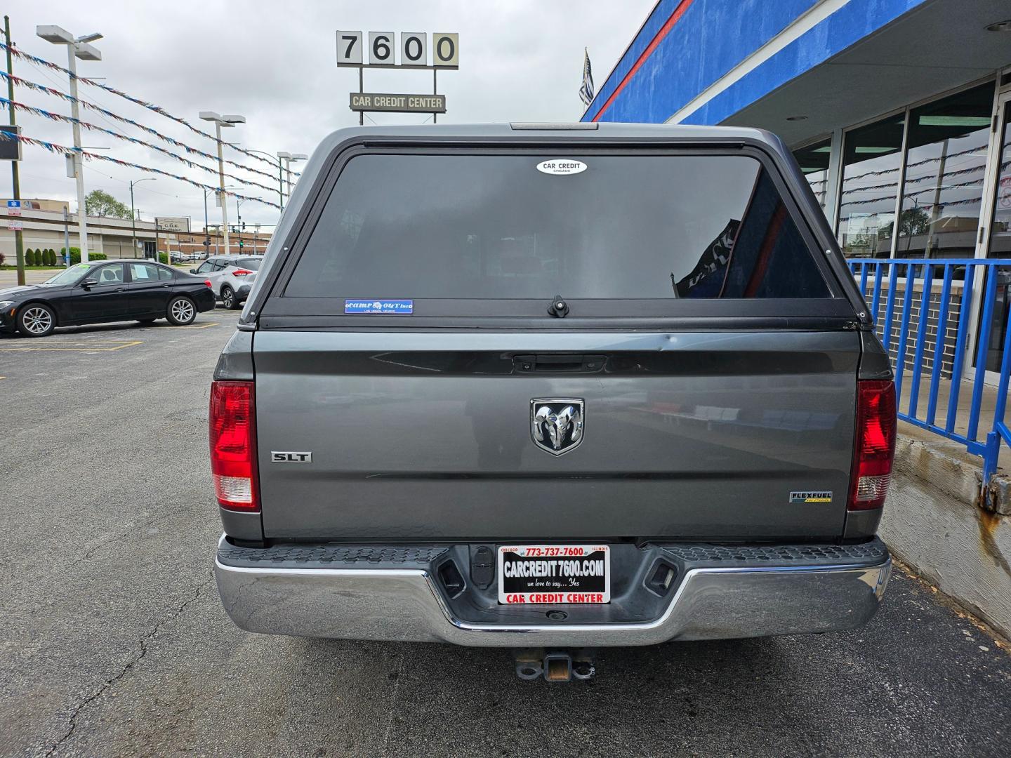 2011 GRAY Dodge Ram 1500 SLT Crew Cab 2WD (1D7RB1CP4BS) with an 4.7L V8 SOHC 16V FFV engine, 5-Speed Automatic transmission, located at 7600 S Western Ave., Chicago, IL, 60620, (773) 918-3980, 0.000000, 0.000000 - Photo#3